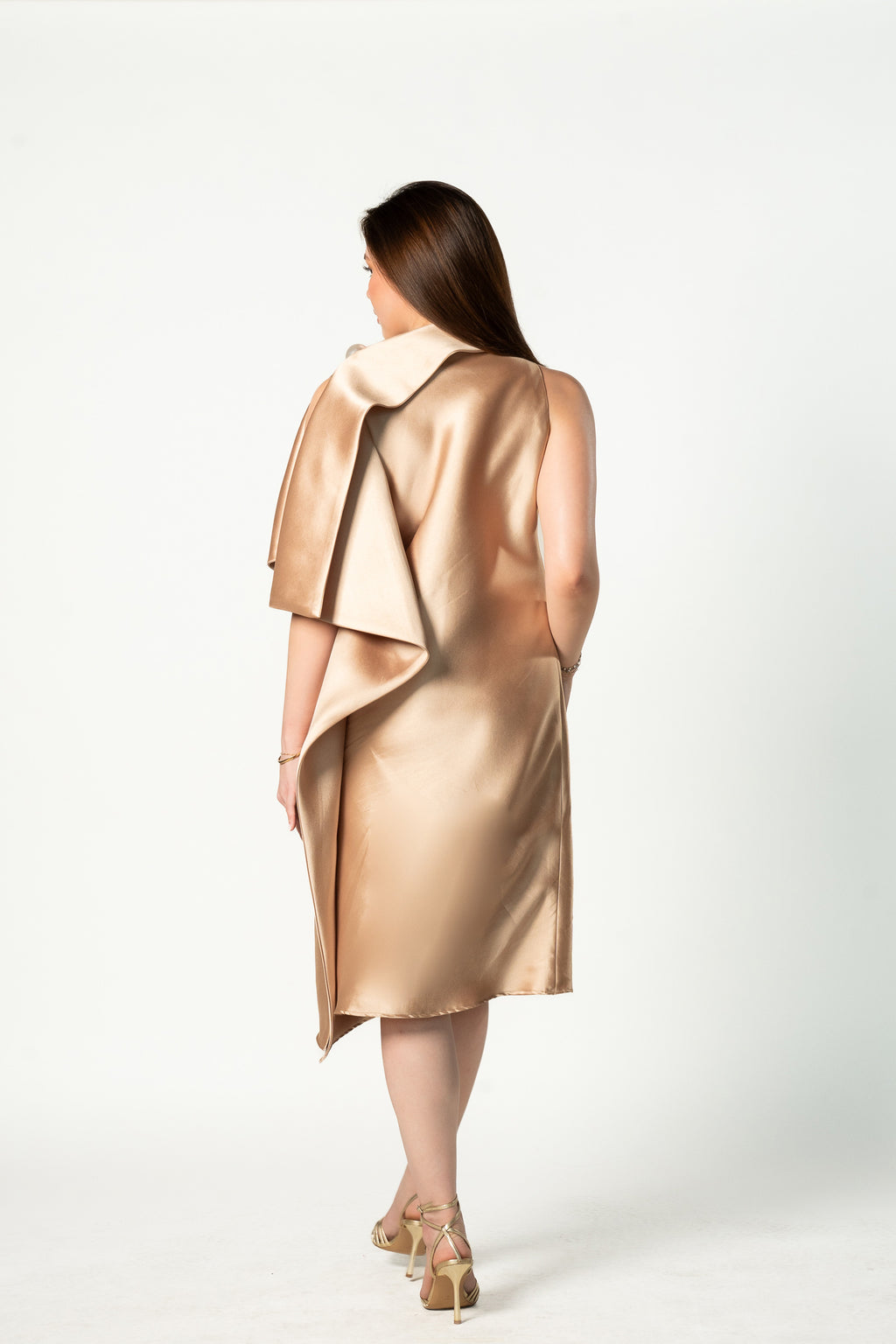 Spencer Gown in Champagne