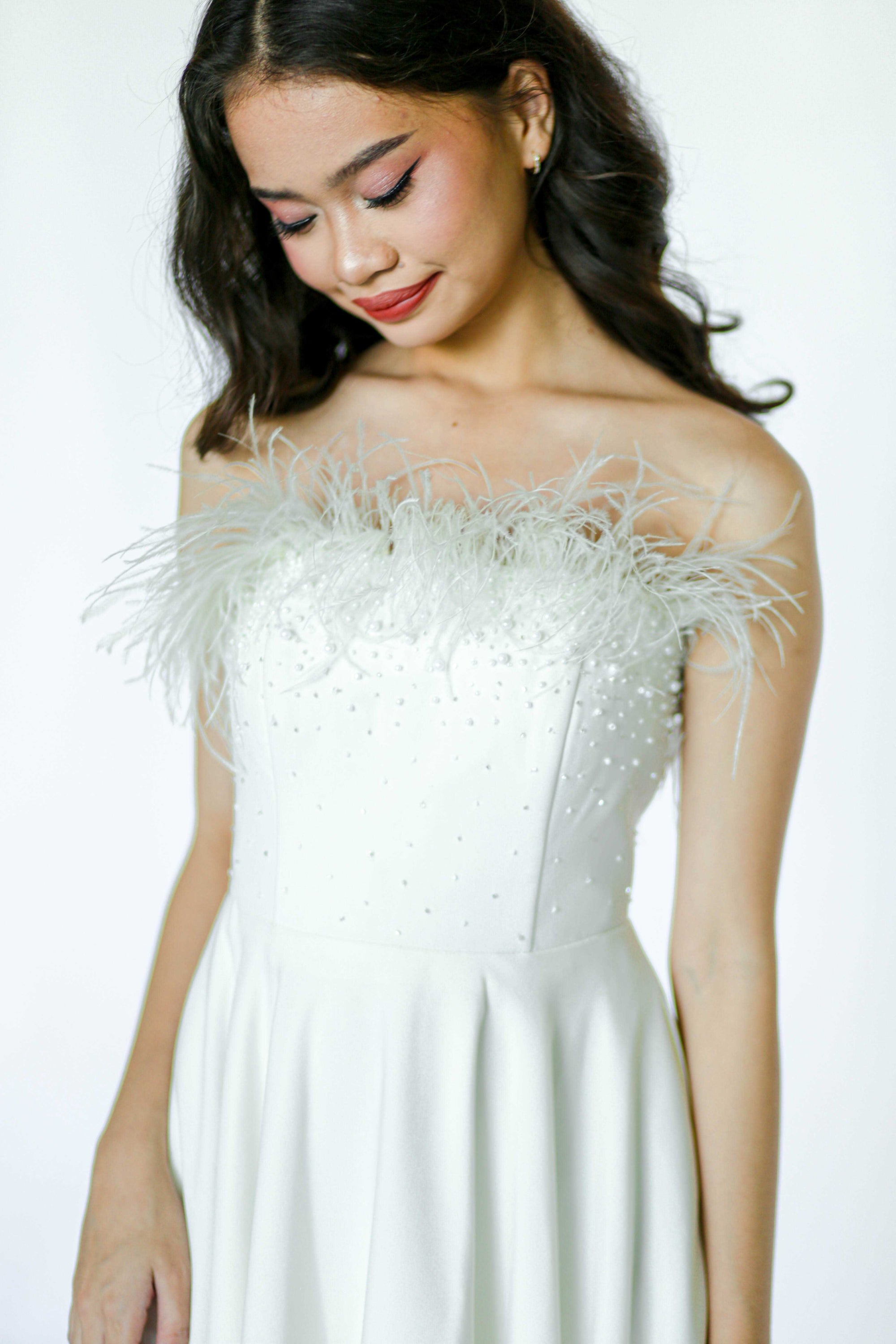 Tube White Midi Dress with Ostritch Feathers and Beads